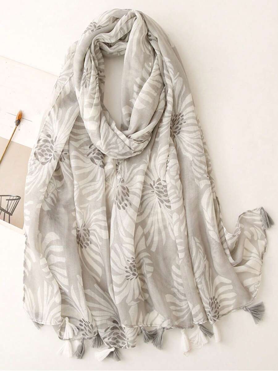 Daisy Grey Tassel Scarf