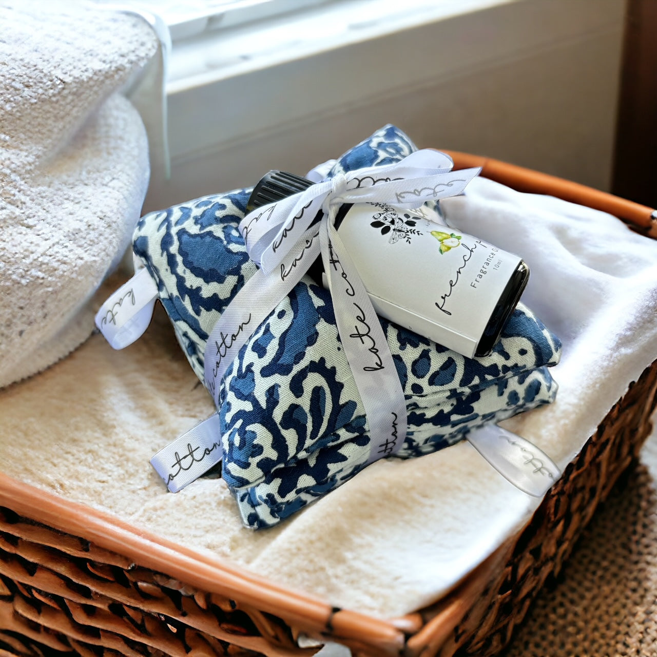 kate cotton french pear scented stack with free oil - french paisley