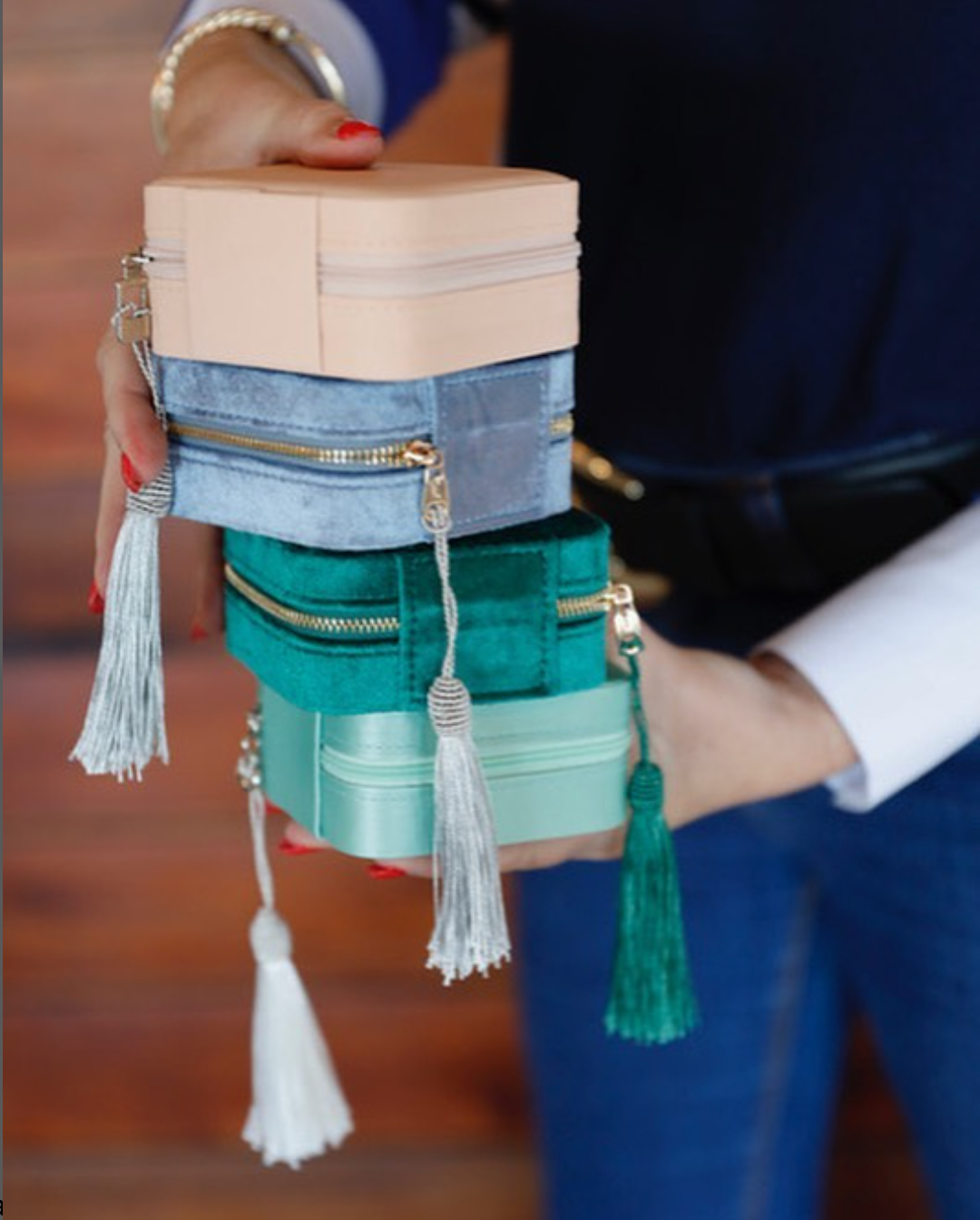 Jewellery Boxes & Pouches