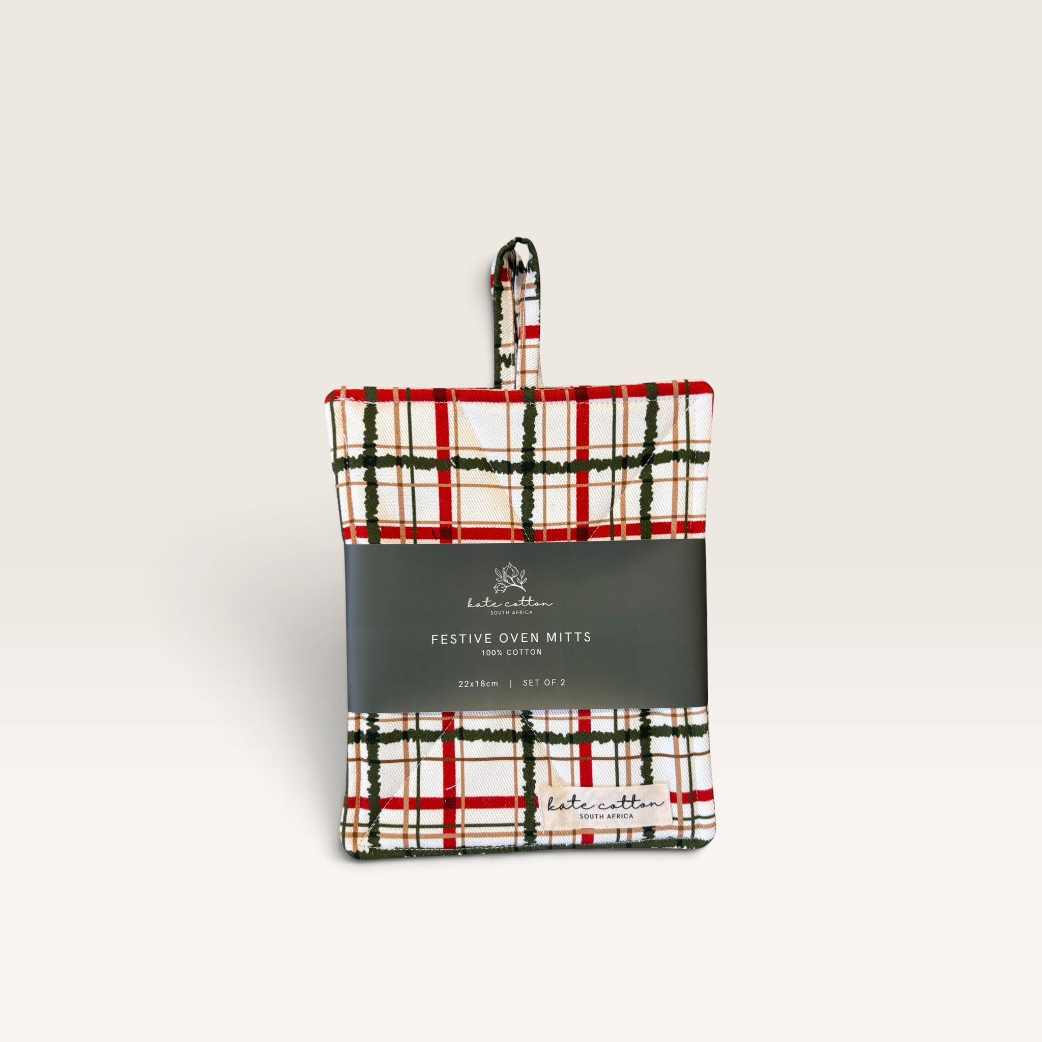 festive oven mitts - tartan