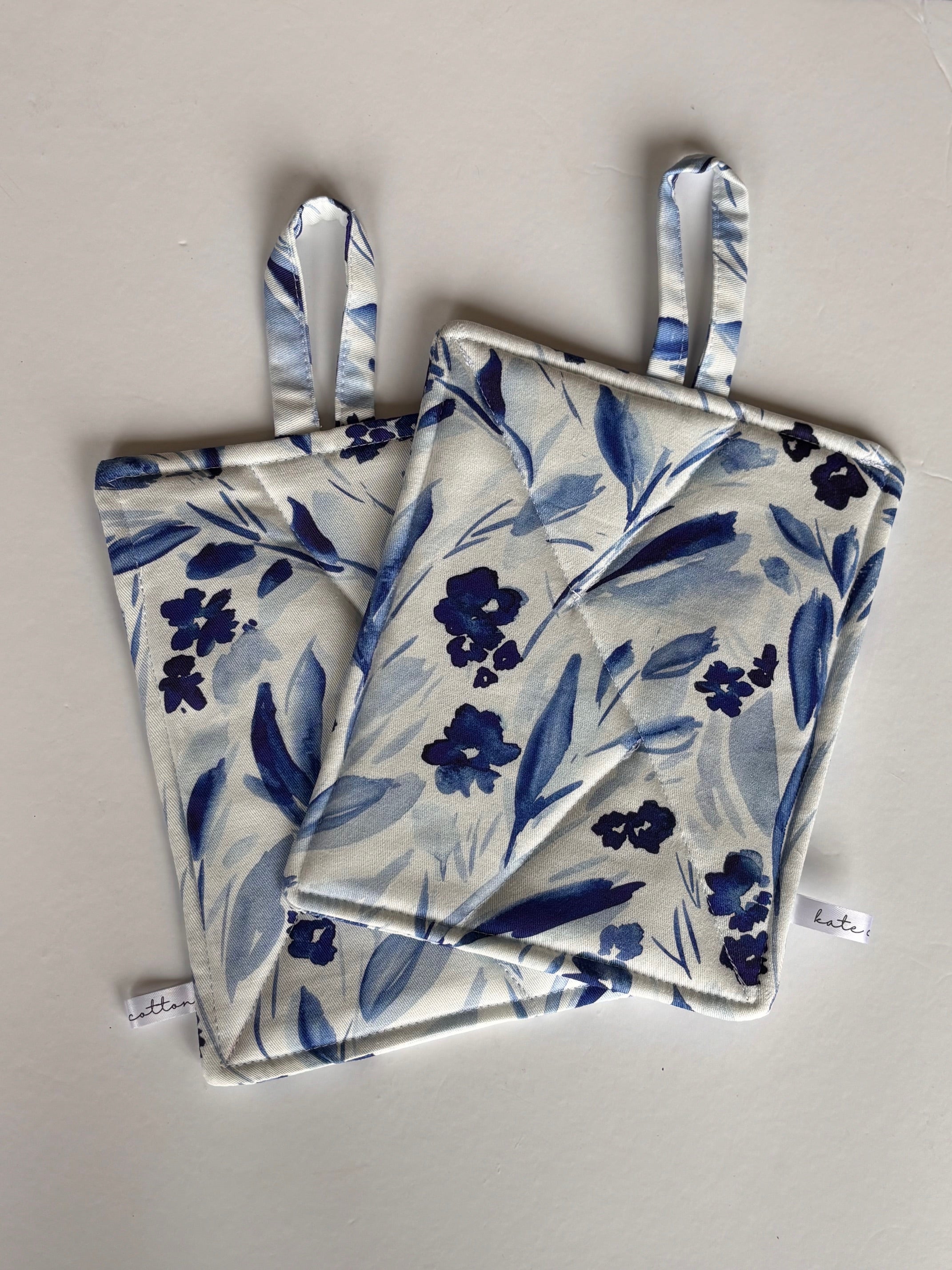 Oven Mitts - French Pear Print