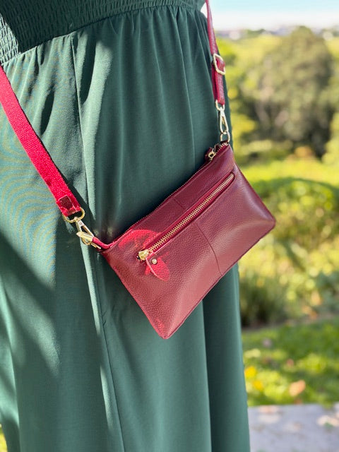 Soho Mini Crossbody – Genuine Leather 2-in-1 Bag
