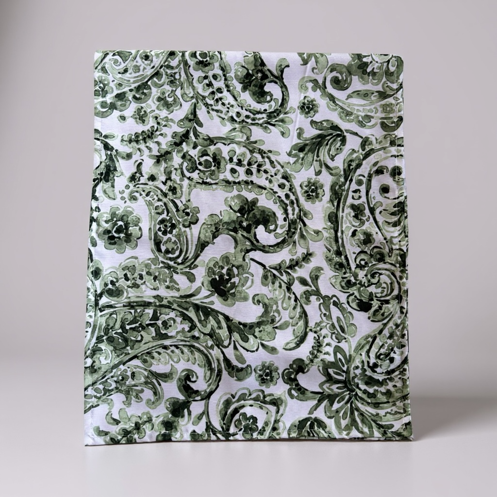 Green-gables table runner