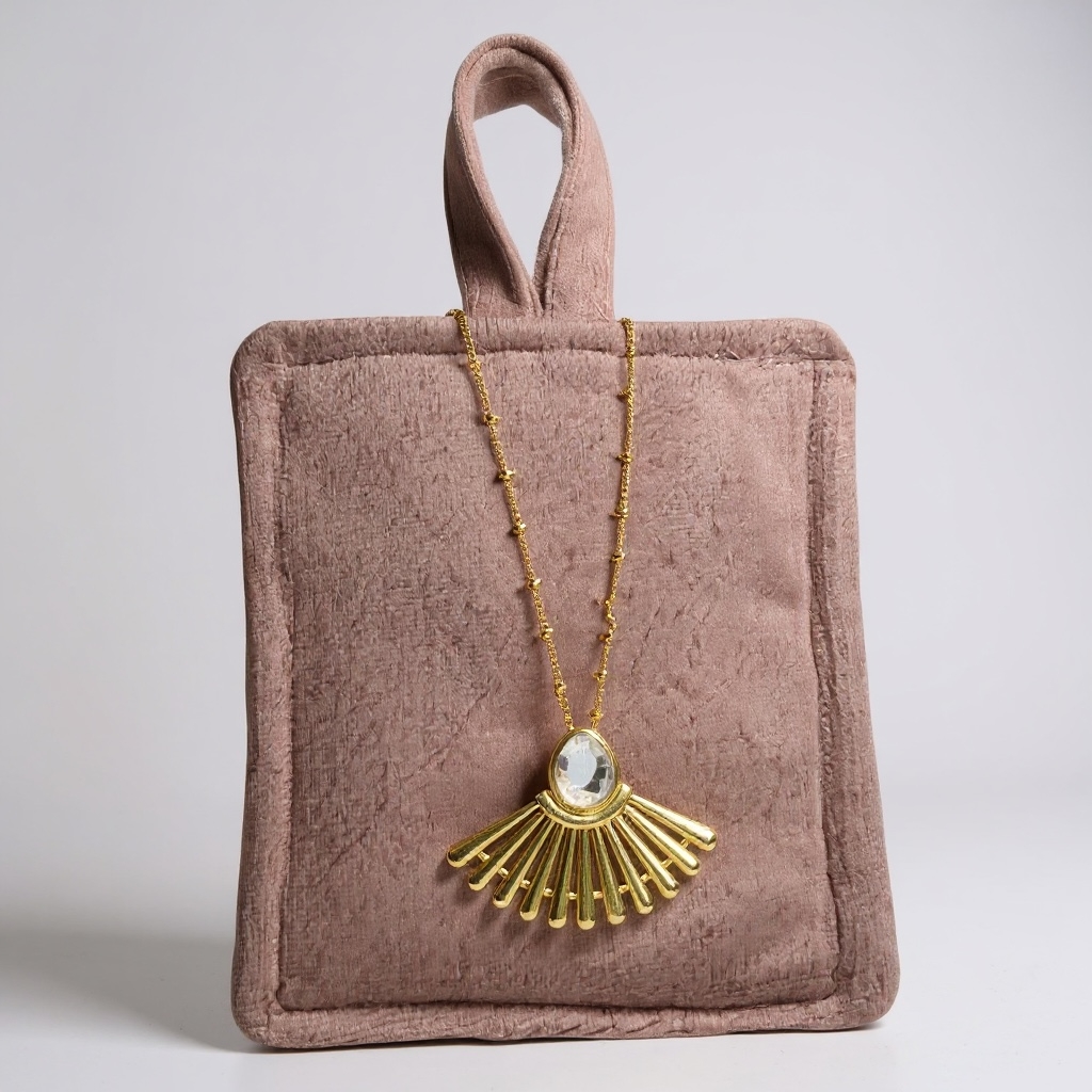 amaré - amira-rainbow moonstone