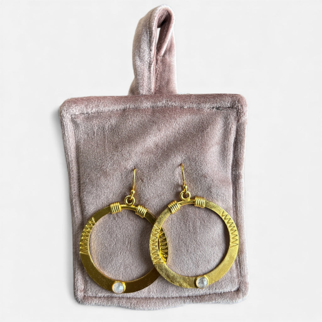 amaré - Zurai-Rainbow moonstone