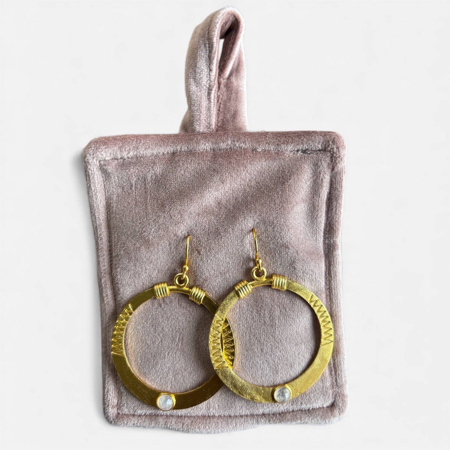 amaré - Zurai-Rainbow moonstone