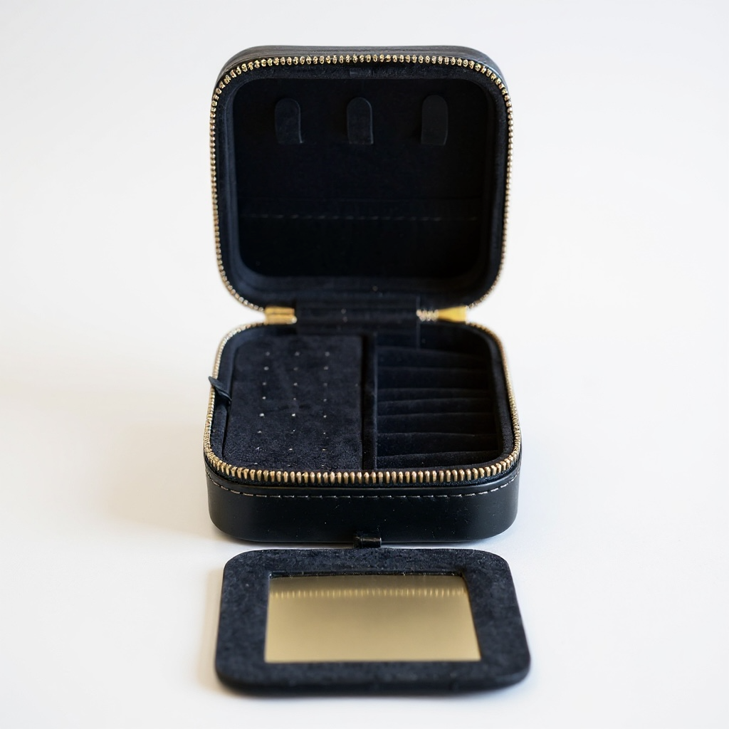 Lux Ribbed Square Black Travel Jewellery Box